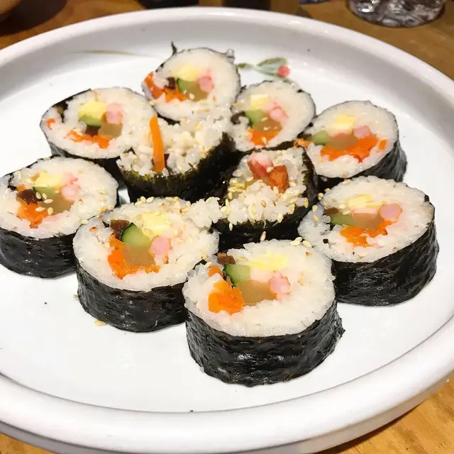 紫菜包飯
