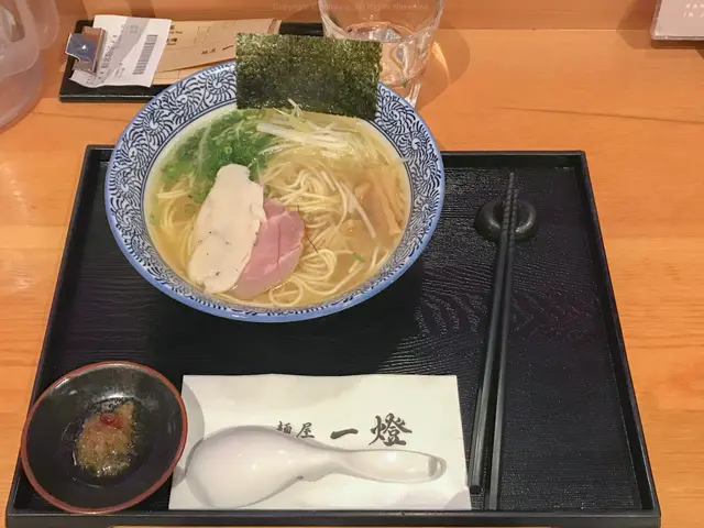 芳醇鹽味拉麵 (標準)