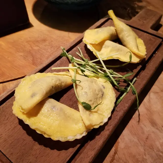 洋蔥豬肉蝦蛋餃