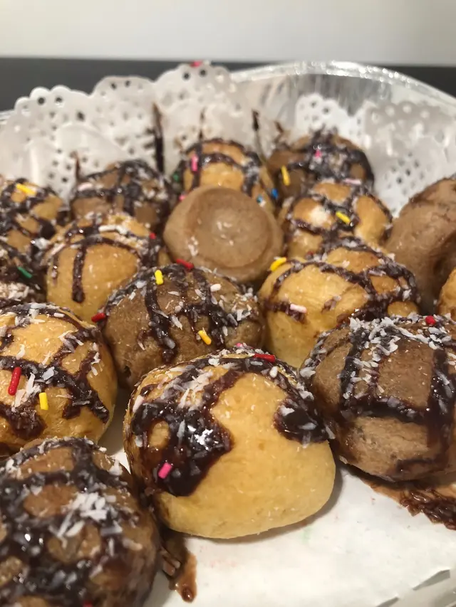 法式繽紛雲呢拿朱古力泡芙(16粒)