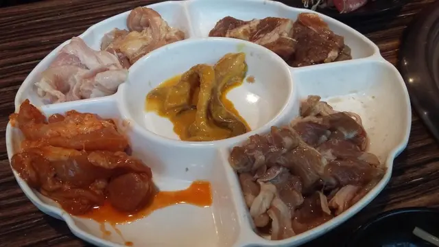 豬肉、雞肉、羊肉