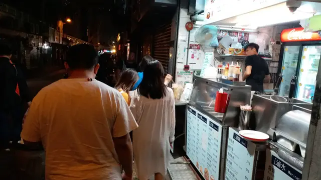 街坊排隊