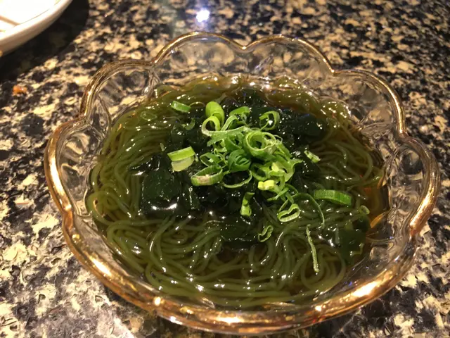 一口昆布冷麵