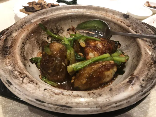 薑蔥美國桶蠔煲