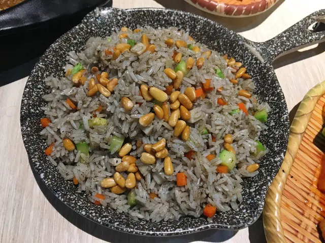 黑松露松子仁炒飯