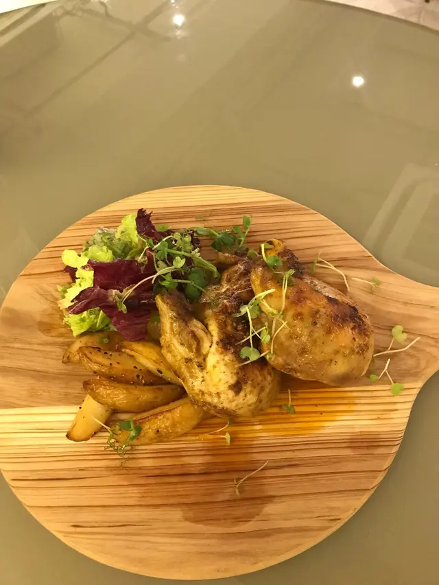 西班牙烤雞配烤薯仔(半隻)