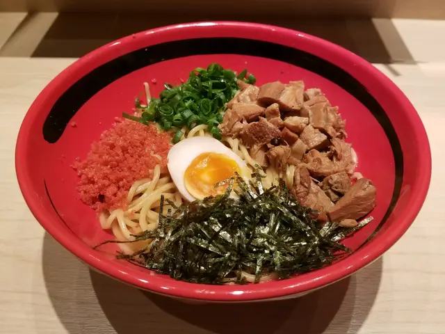 特濃蝦汁叉燒拌麵