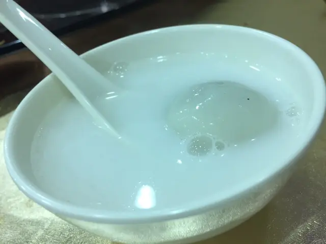 椰汁官燕大團圓湯圓