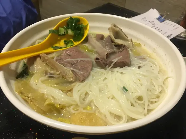 胡椒酸菜豬三寶
