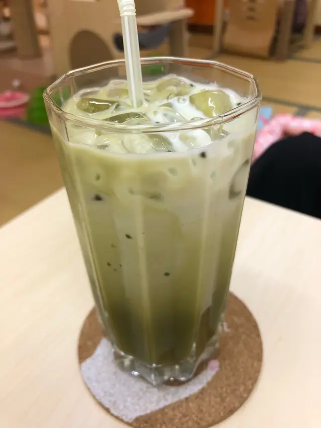 抹茶牛奶