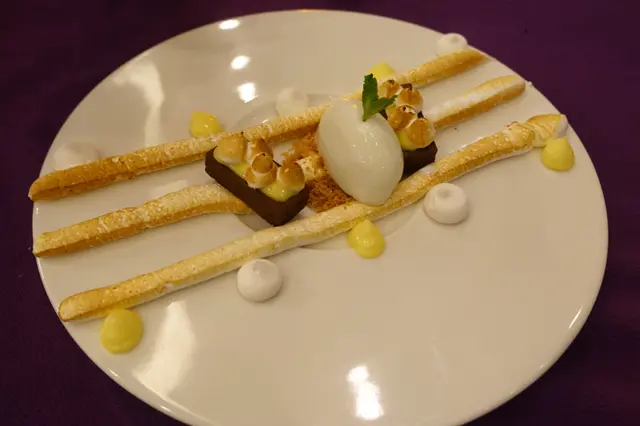 個人不太喜歡青檸雪葩好似加入好多砂糖那種沙沙口感