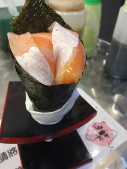 三文鱼腩手卷