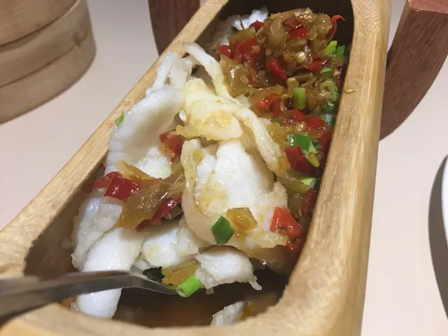 竹筒剁椒魚片