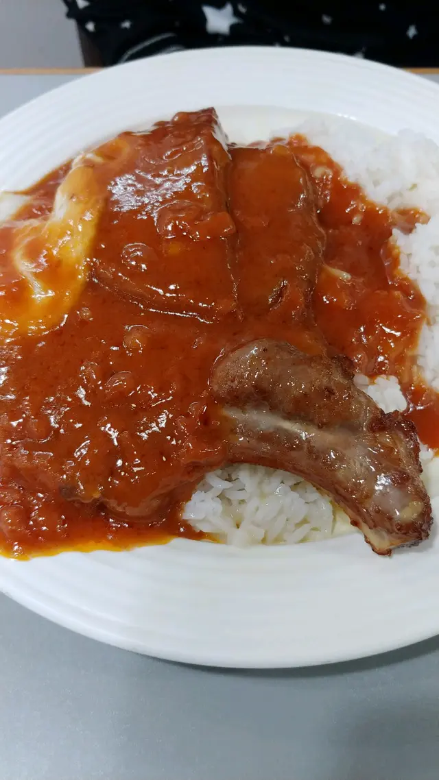 豬扒餐肉煎蛋飯
