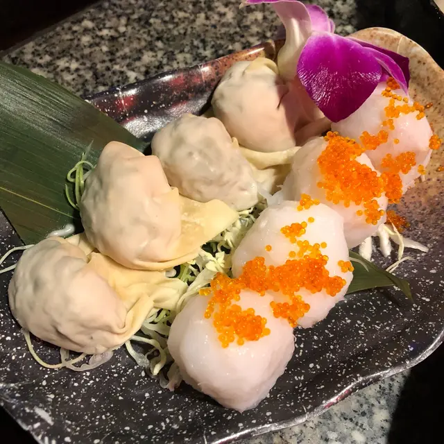 水餃及鵝肝墨魚丸