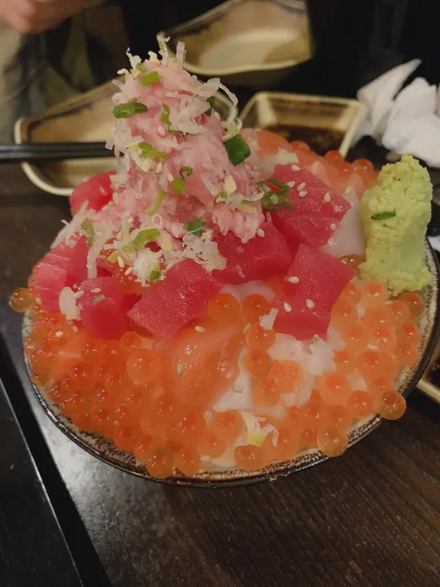 火山爆丼