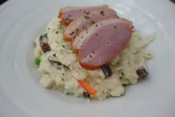 烟鸭胸忌廉汁烩饭