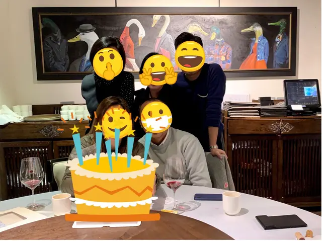 認住呢幅畫呢張枱