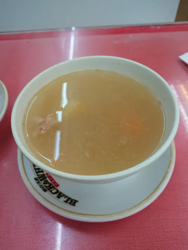 紅蘿蔔合掌瓜豬骨湯