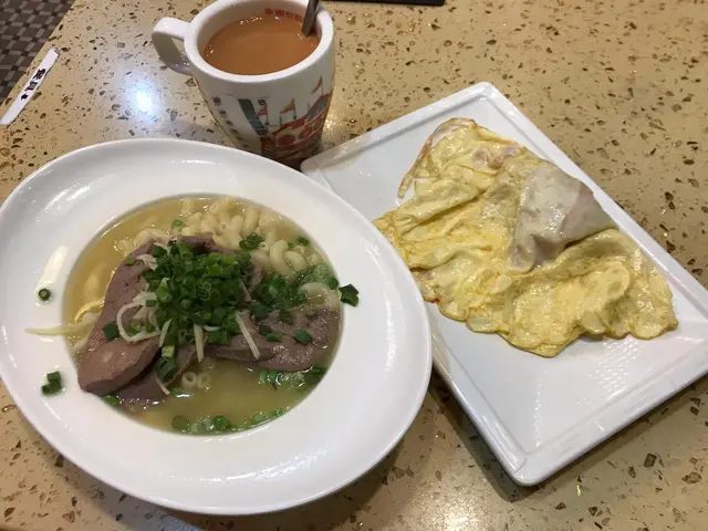 招牌鮮豬潤通粉餐