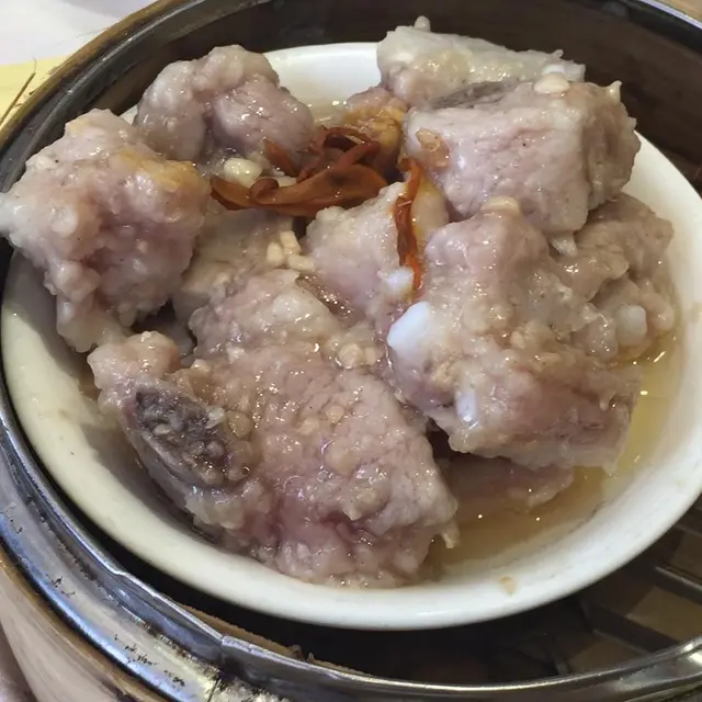 松草花蒜蓉蒸排骨