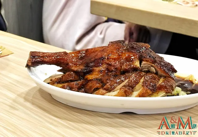 秘汁鹵家鴨米線