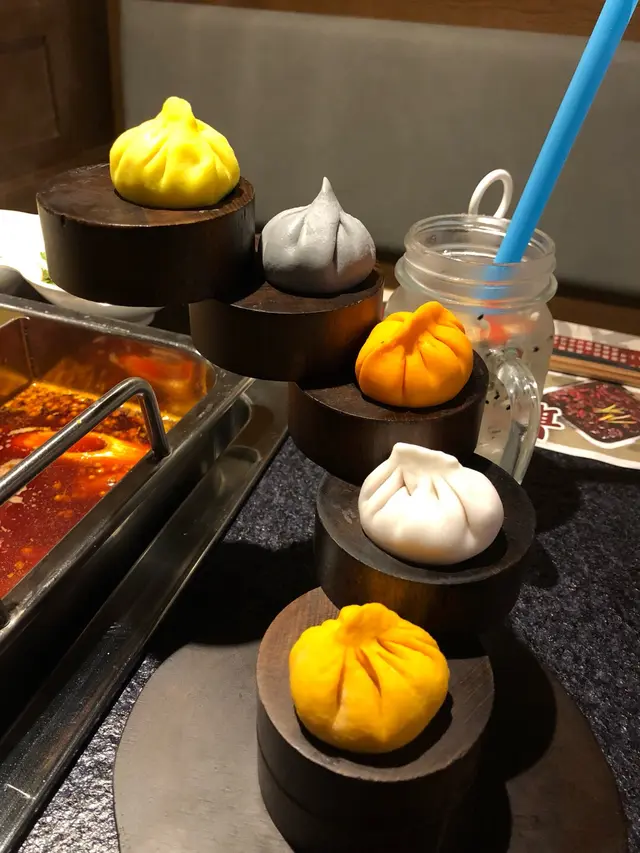 五色火鍋小籠包