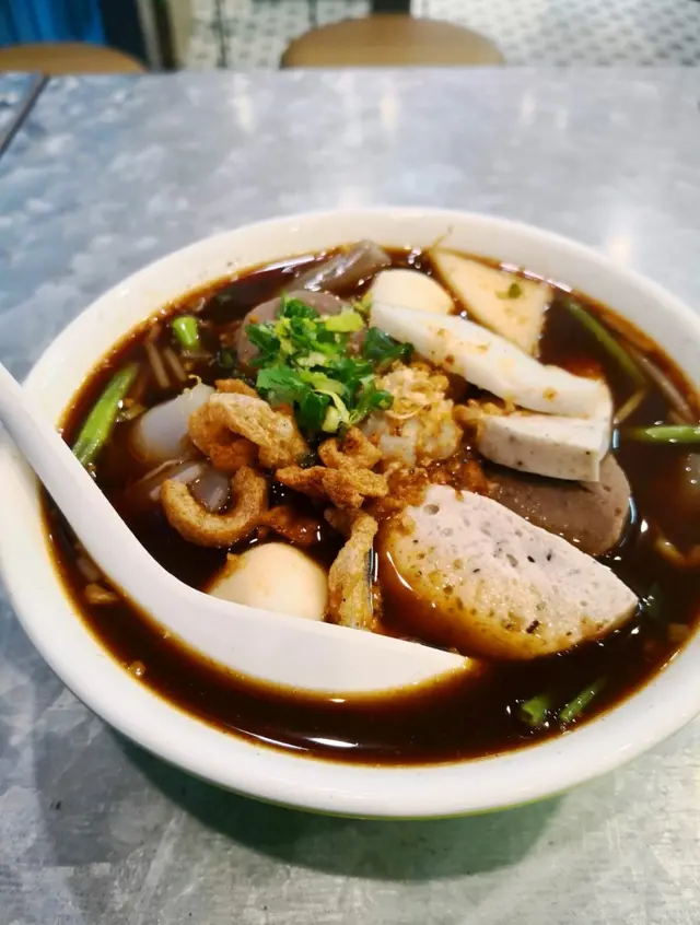 羅勇什錦河