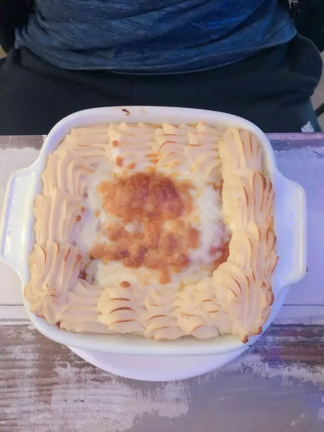 焗肉醬千層闊條麵