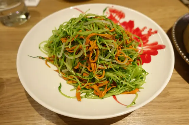 田園蟲草花炒翡翠苗