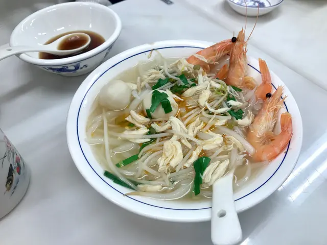 怡保雞絲老鼠粉