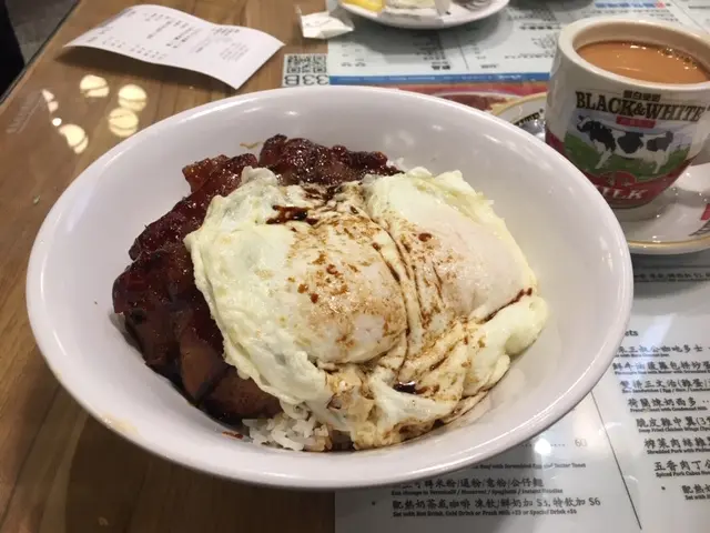 (叉燒煎蛋飯)