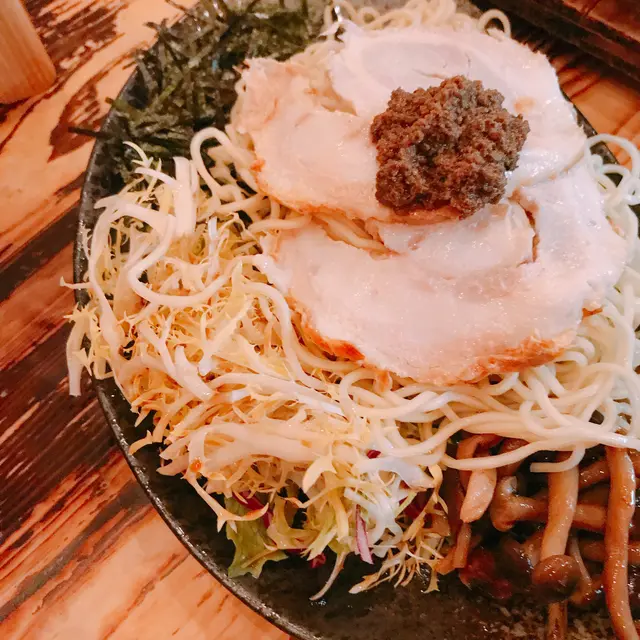 熔岩白松露豚骨沾麵