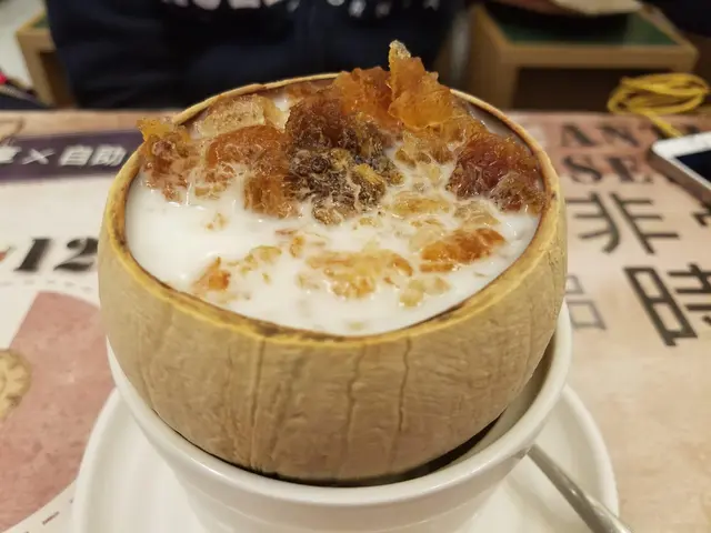 桃膠3.6牛乳燉椰皇