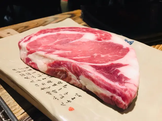 餐廳同事主動幫手燒，十個好食，希望下次可以試到炭火燒和牛🤤