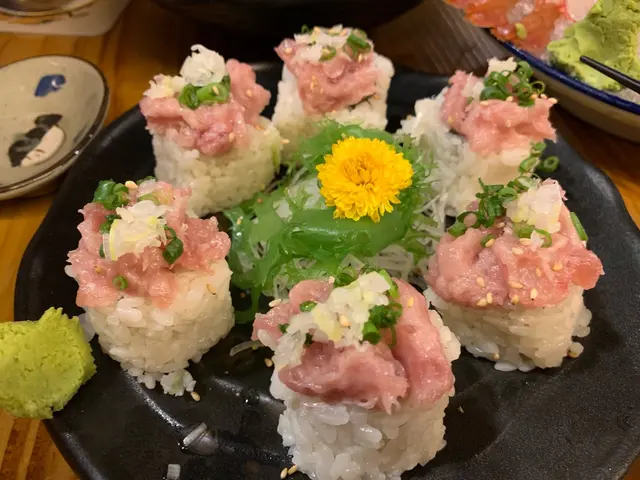 大蔥特上吞拿魚腩卷