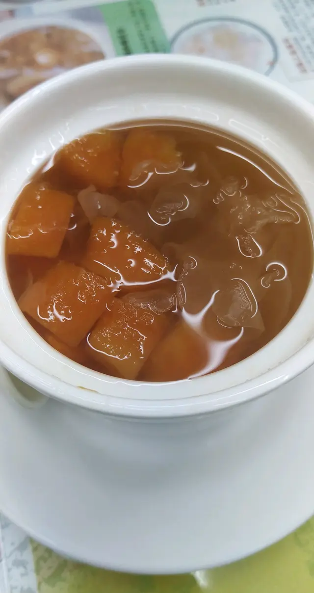 蓮子雪耳燉木瓜