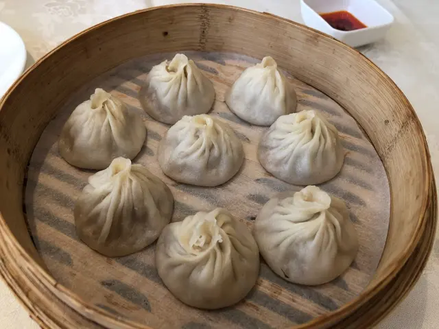 一口小籠包