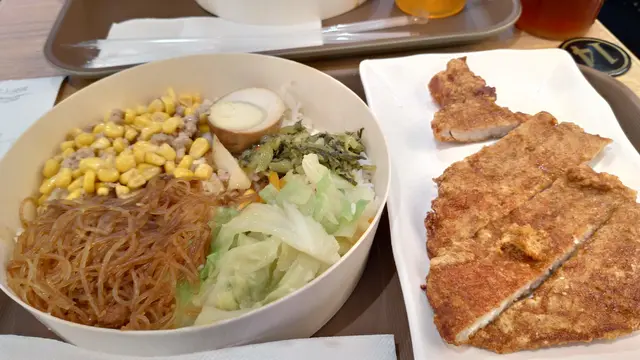 百芳豬扒便當配阿薩姆凍紅茶