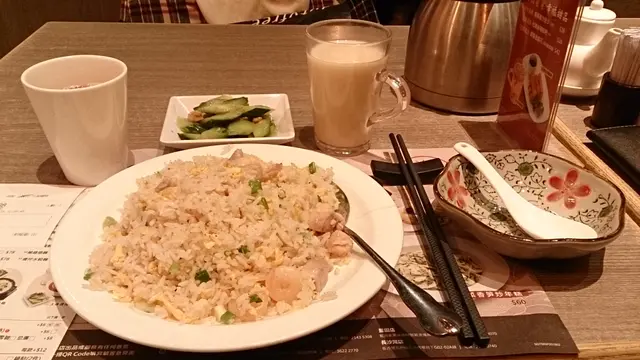 蝦仁雞火炒飯套餐