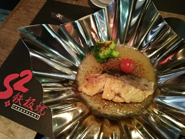 西京醬煎煮銀鱈魚