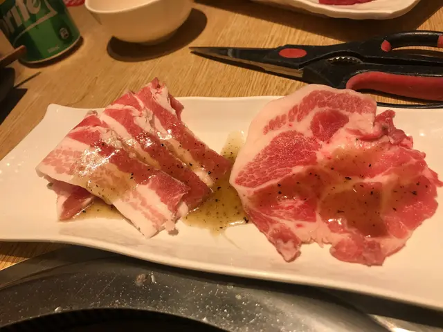 黑毛豬腩肉、黑毛豬梅肉