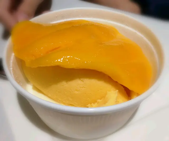 芒果奶昔雙皮奶