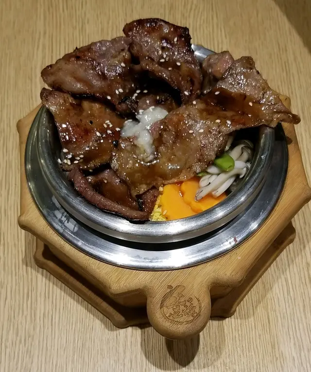 古味鹽麴牛舌盛釜