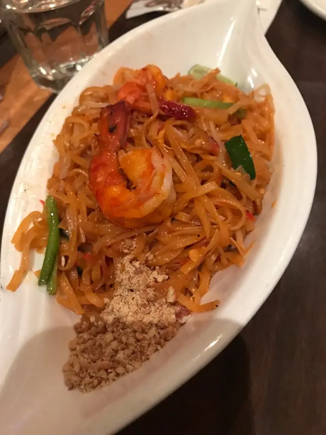 第一道菜,賣相正常,混合好花生同青檸 先食。味道不過不失