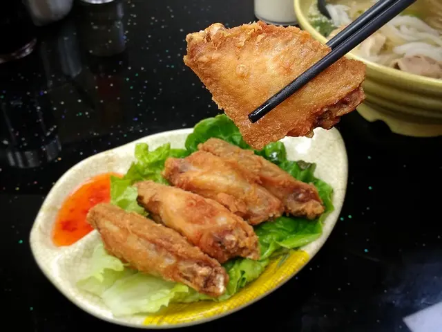 酥炸雞翼 ($28)