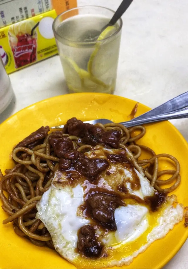 沙嗲牛肉炒意粉