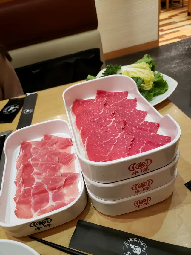 左：豬肉   右：牛肉