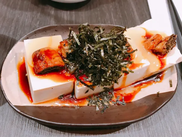 鰻魚冷豆腐