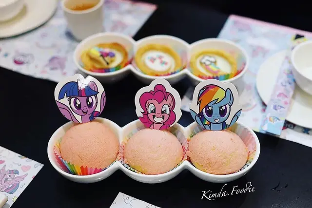 好友雪山叉燒包